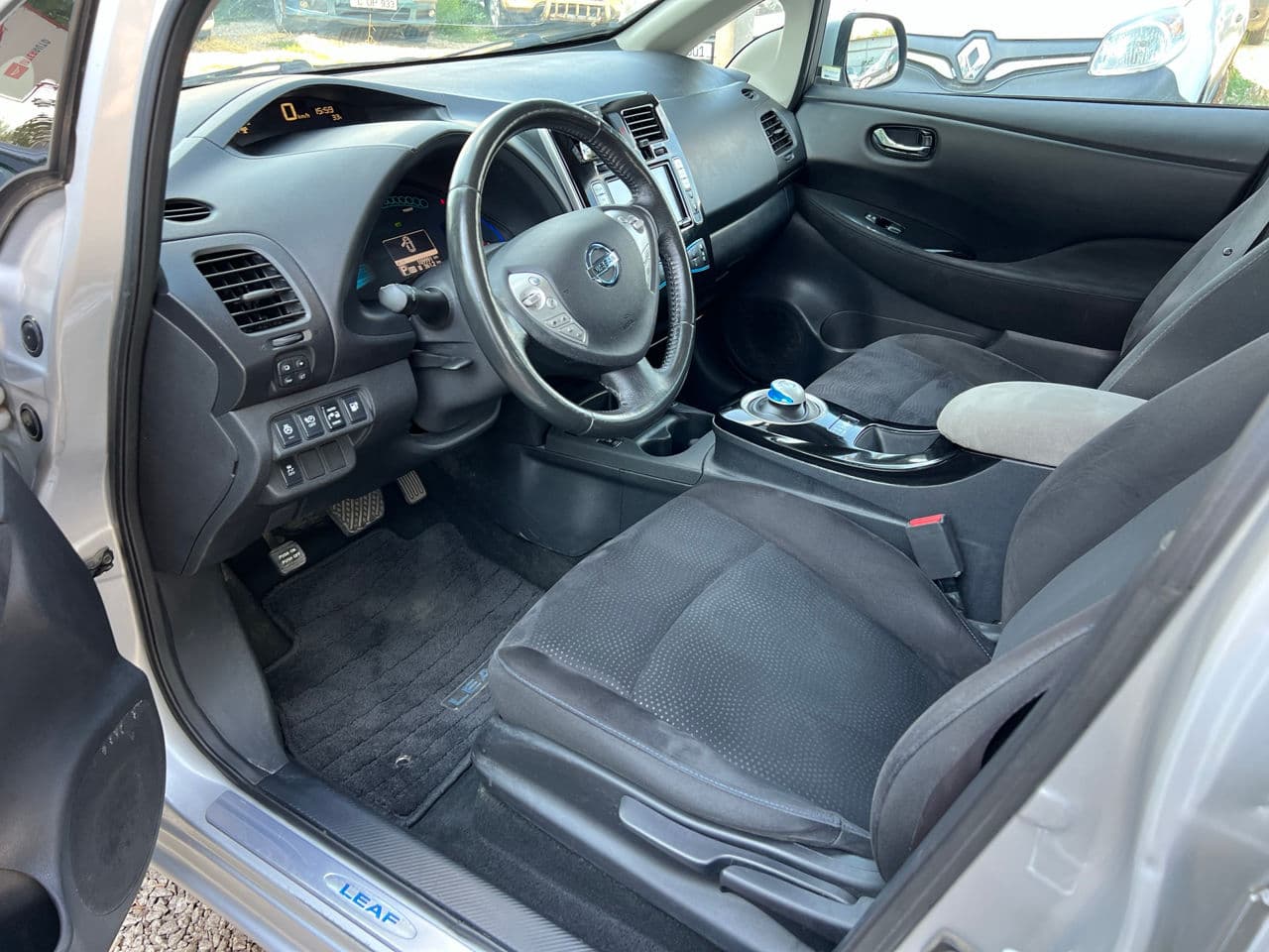 Nissan Leaf 2014 — Миниатюра 5