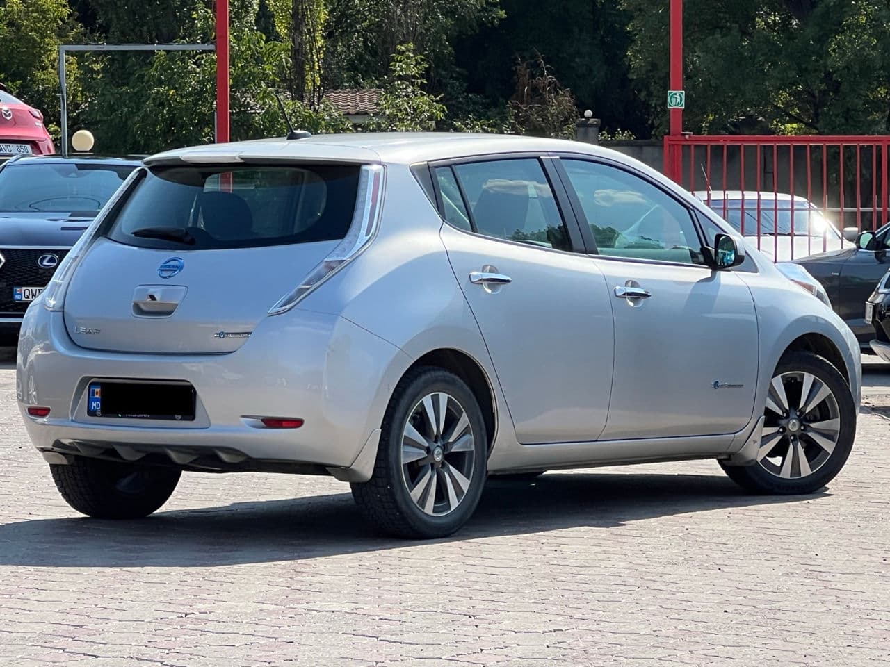 Nissan Leaf 2014 — Миниатюра 3