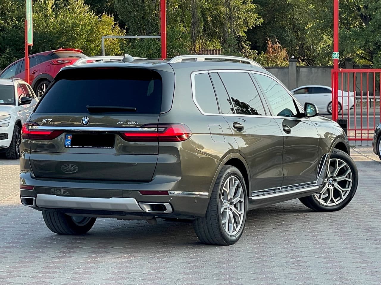 2020 BMW X7 3.0d — Miniatură 3
