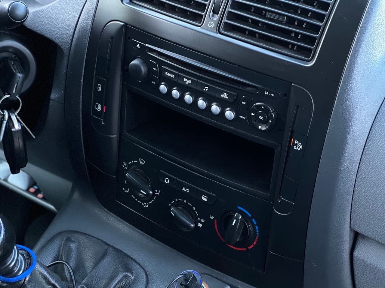 Fiat Scudo 2011 — Миниатюра 8