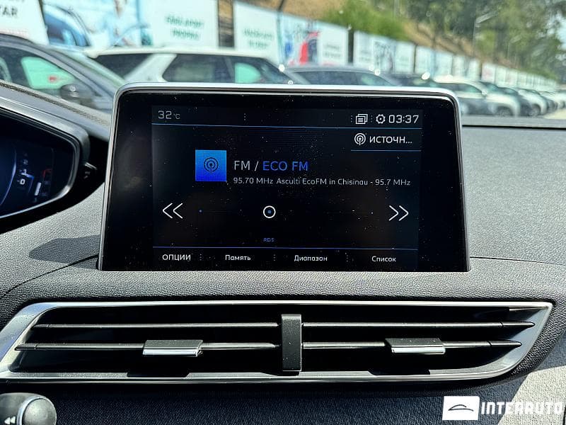 Peugeot 3008 2020 — Миниатюра 9