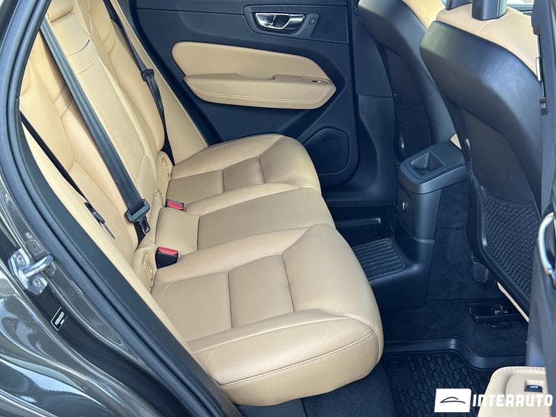Volvo XC 60 2018 — Миниатюра 18