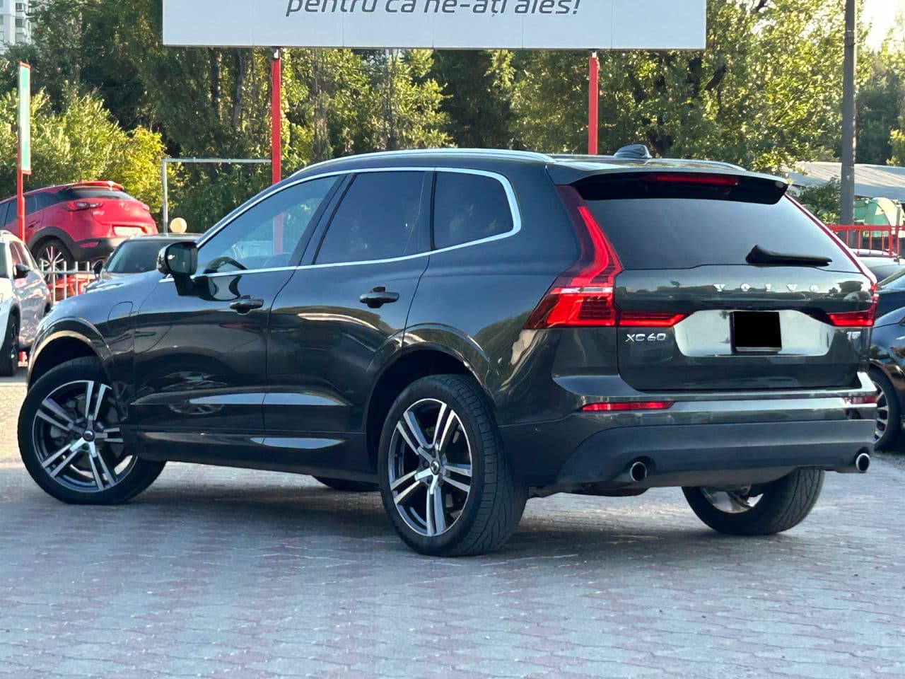 Volvo XC 60 2018 — Миниатюра 2