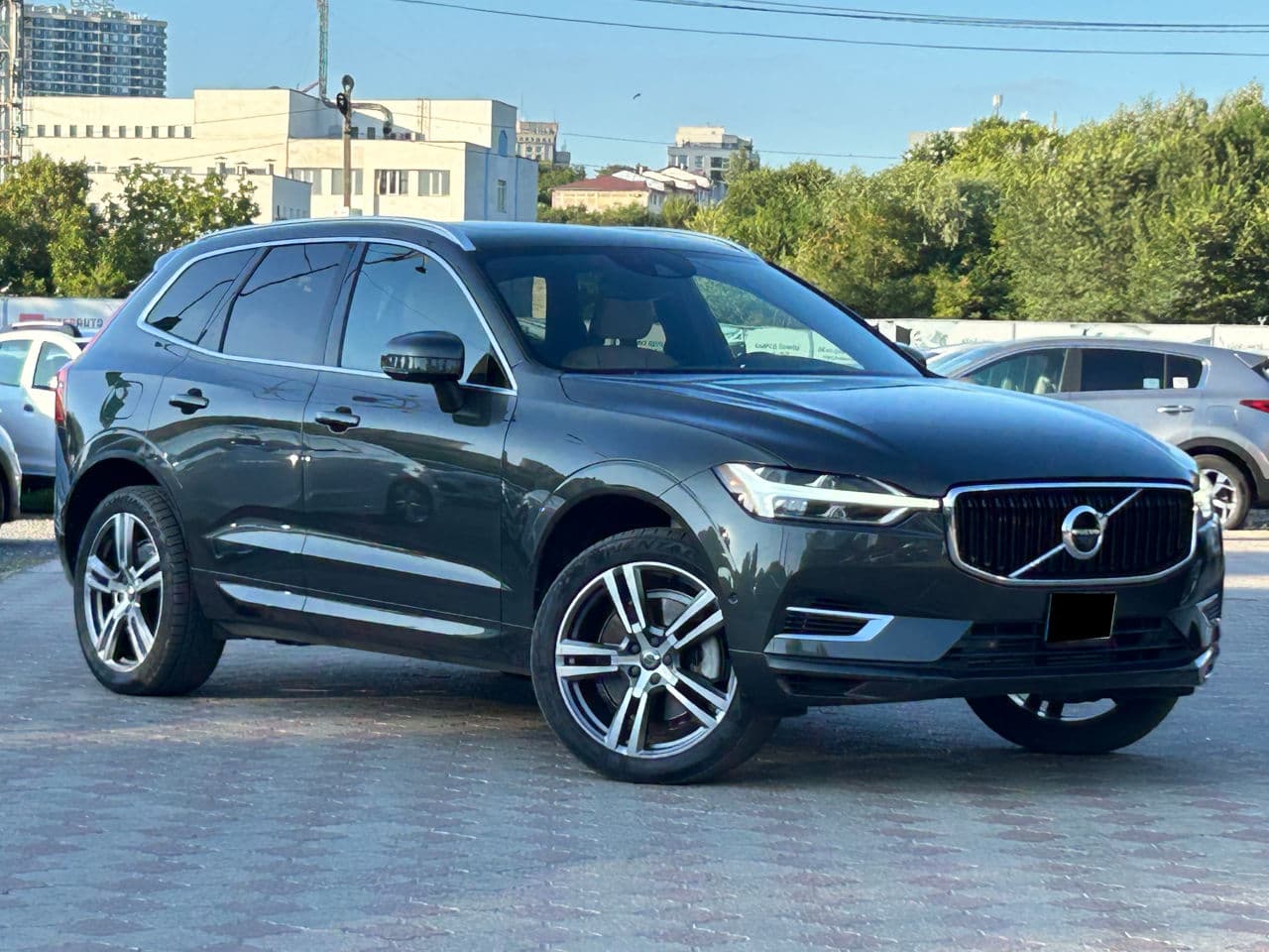 Volvo XC 60 2018 — Миниатюра 4