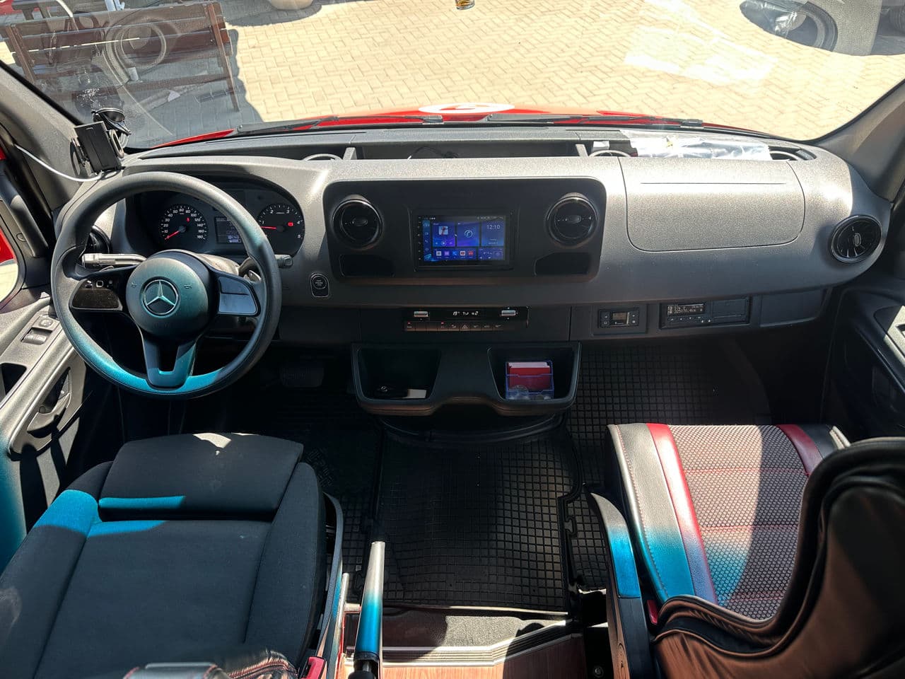 Mercedes Sprinter 2020 — Миниатюра 7