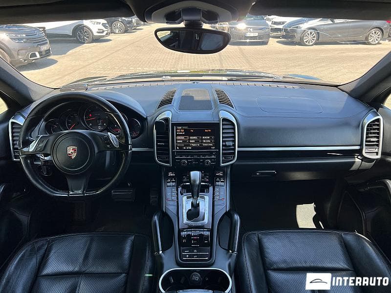 Porsche Cayenne 2012 — Миниатюра 8