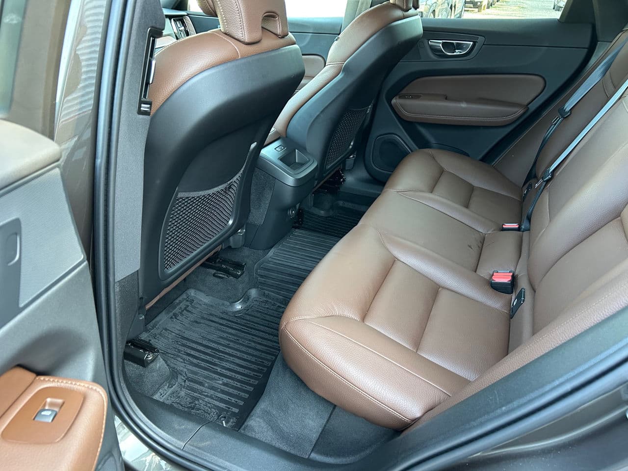 Volvo XC 60 2020 — Миниатюра 14