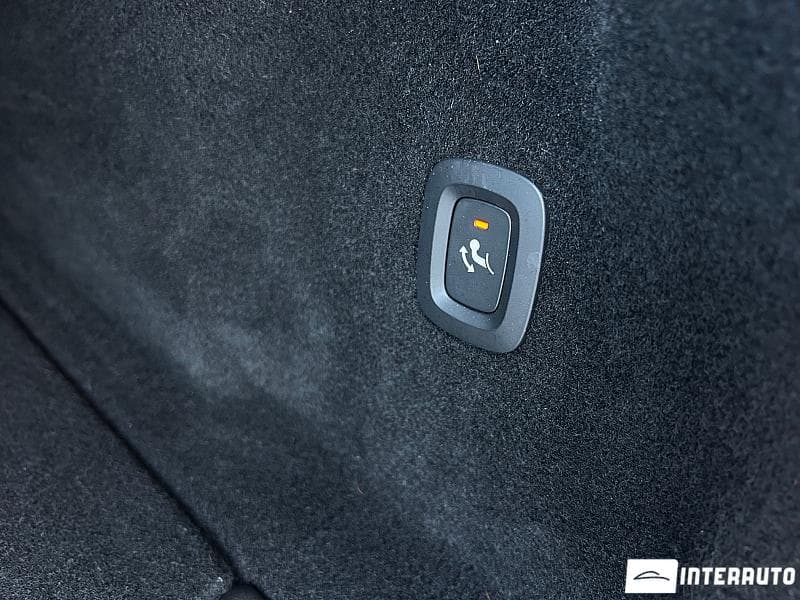 Volvo XC 60 2020 — Миниатюра 18