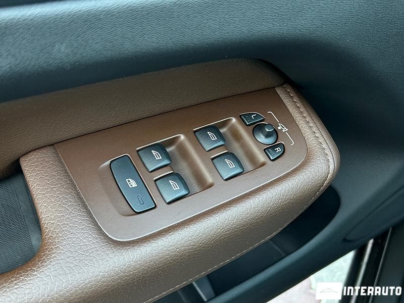 Volvo XC 60 2020 — Миниатюра 7