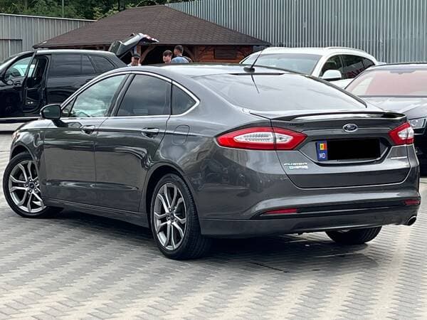 2015 Ford Fusion — Miniatură 3
