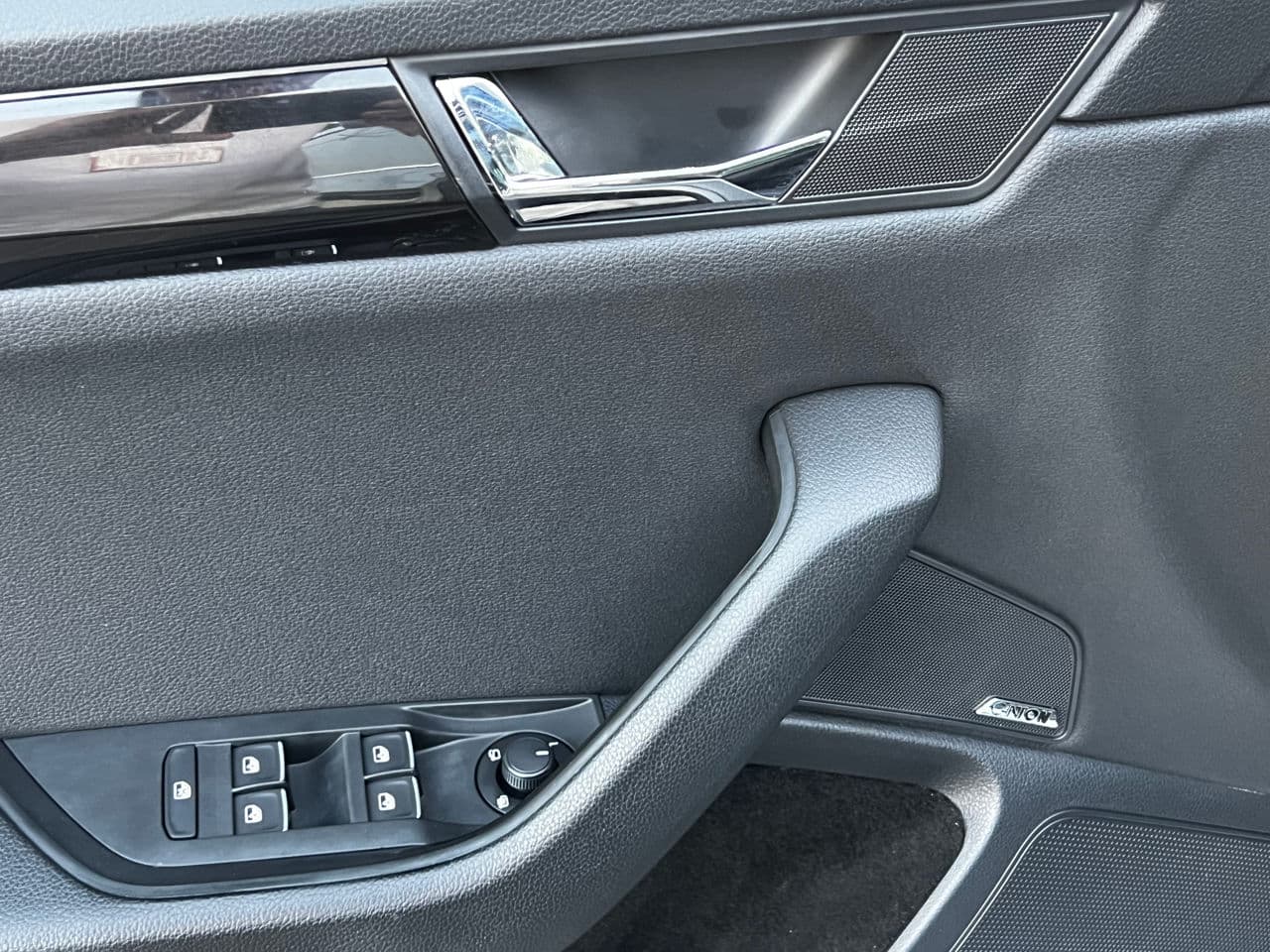 Skoda Superb 2017 — Миниатюра 14