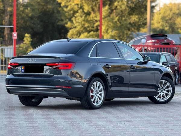 2017 Audi A4 — Miniatură 2