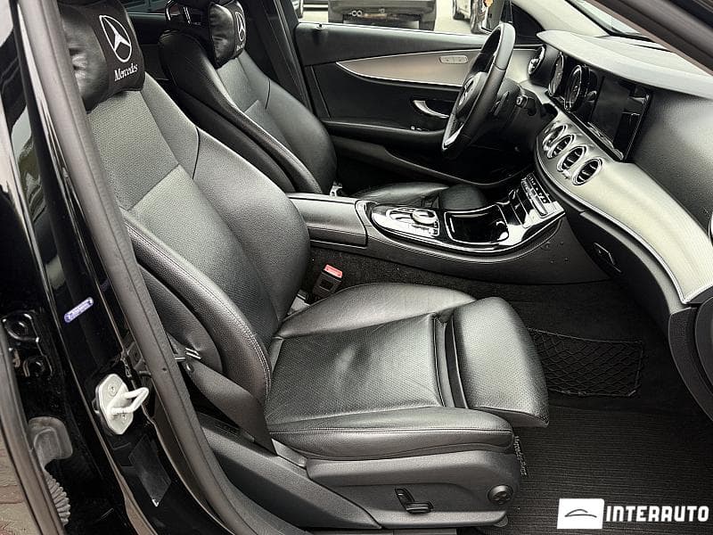 Mercedes E 220 2018 — Миниатюра 16