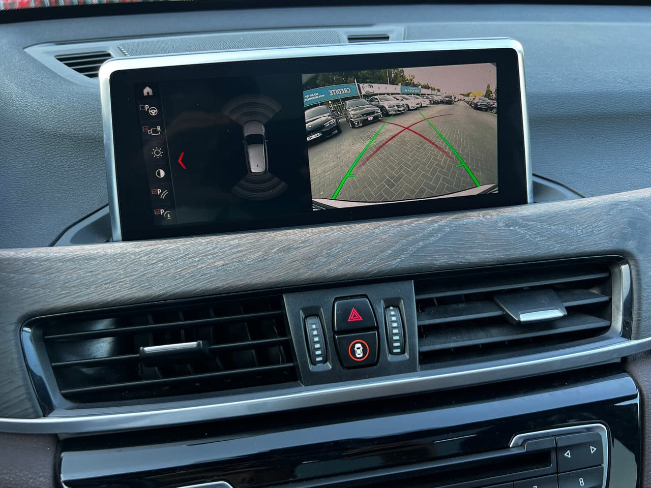 BMW X1 2.8i 2016 — Миниатюра 15