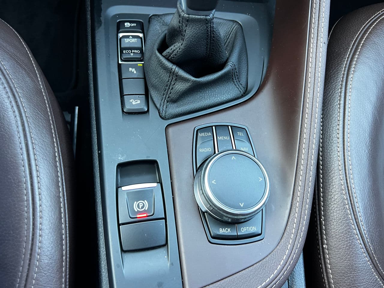 BMW X1 2.8i 2016 — Миниатюра 17