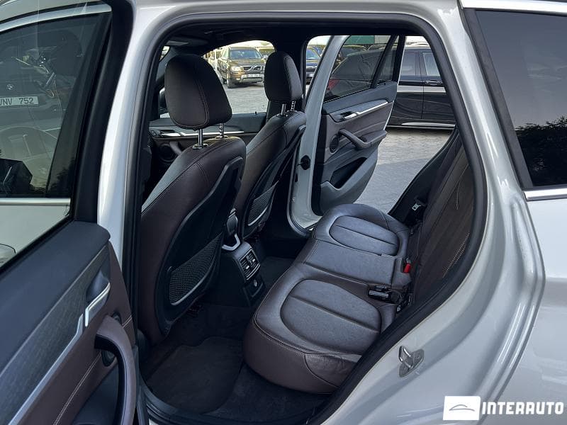 BMW X1 2.8i 2016 — Миниатюра 8