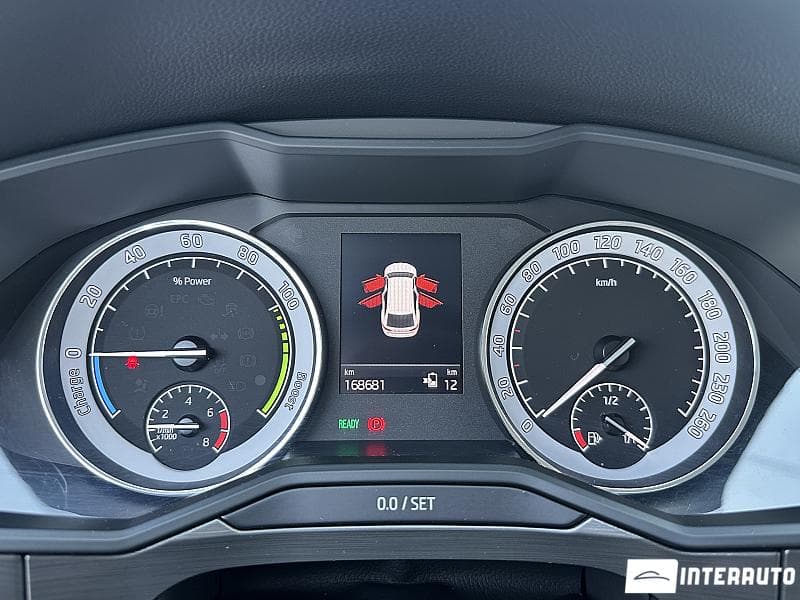 Skoda Superb 2020 — Миниатюра 8