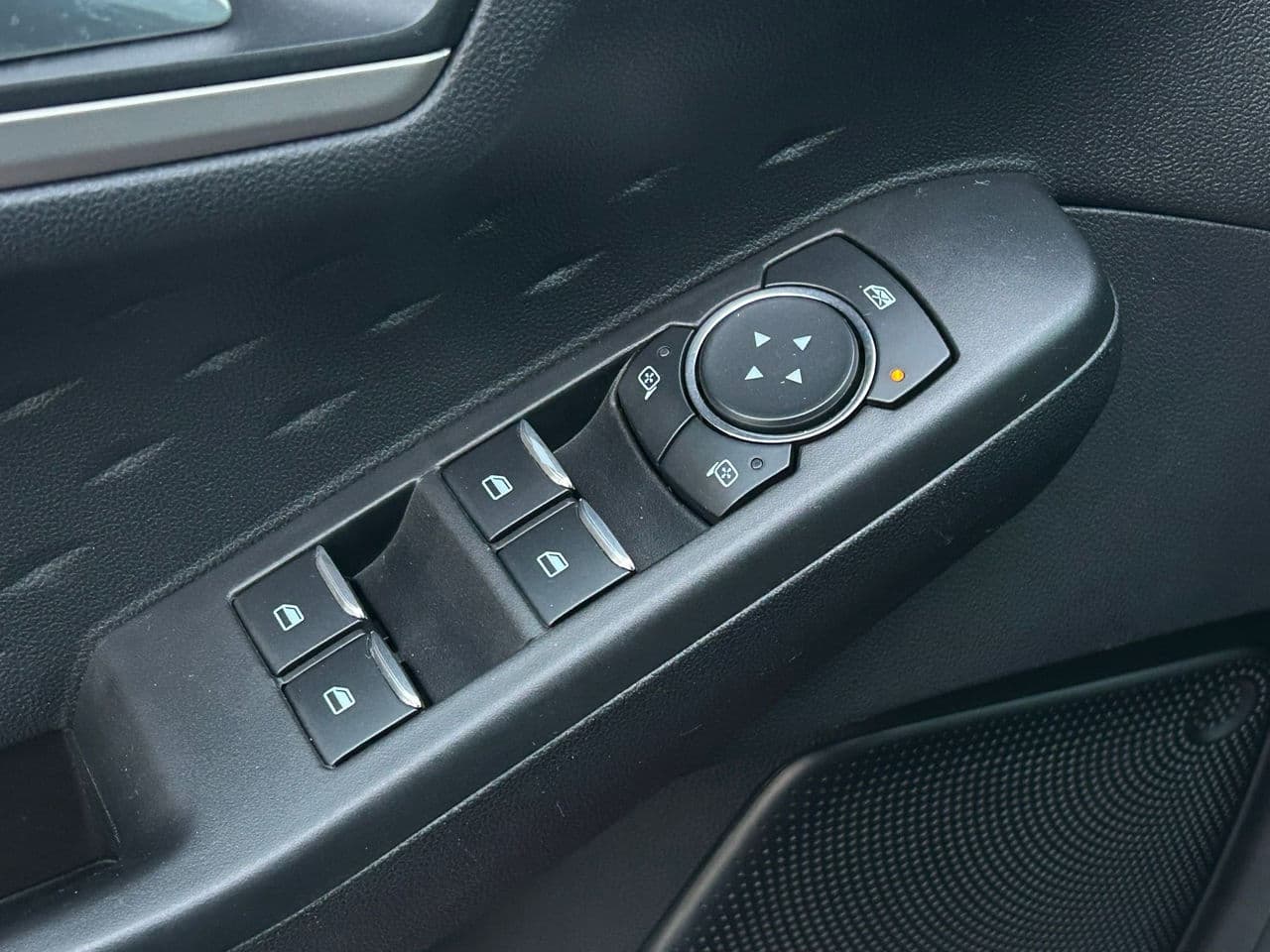 Ford Escape 2020 — Миниатюра 8