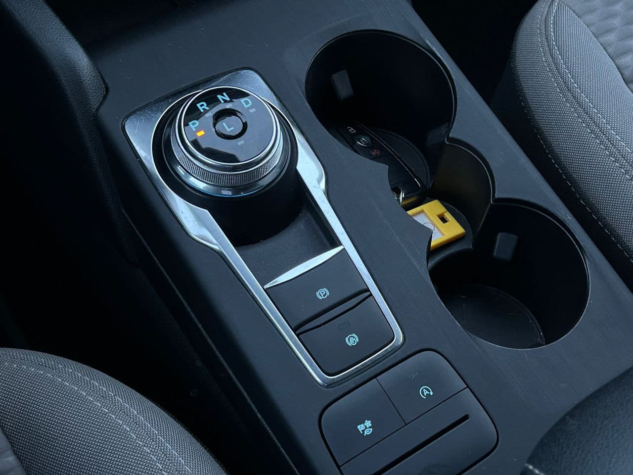 Ford Escape 2020 — Миниатюра 16