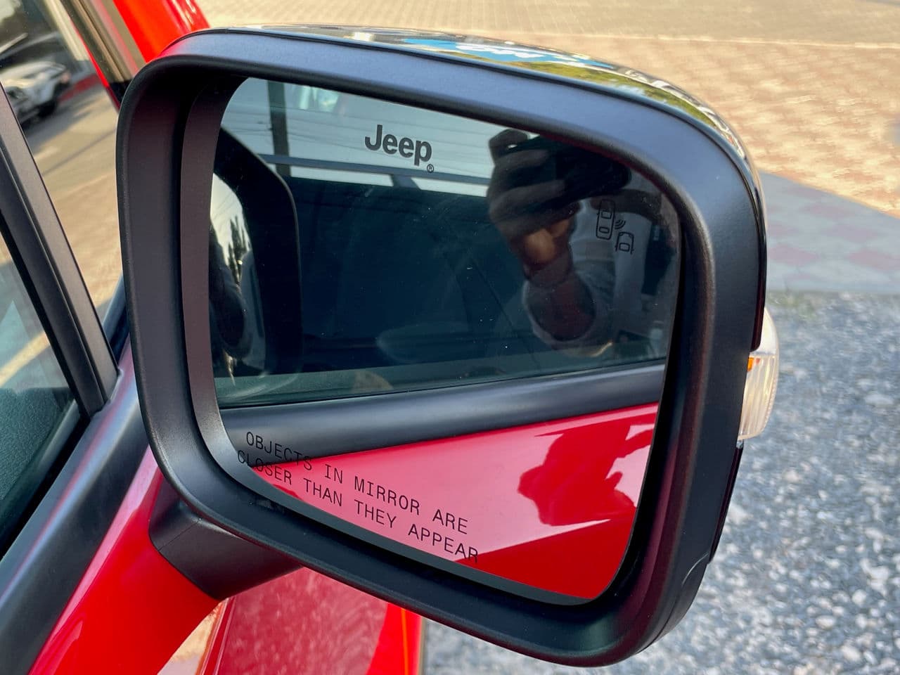 2023 Jeep Renegade — Miniatură 5