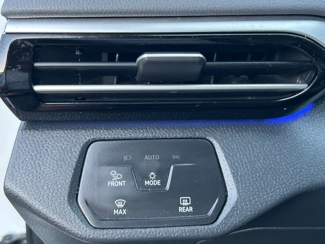 2021 Volkswagen ID.4 Crozz — Miniatură 11