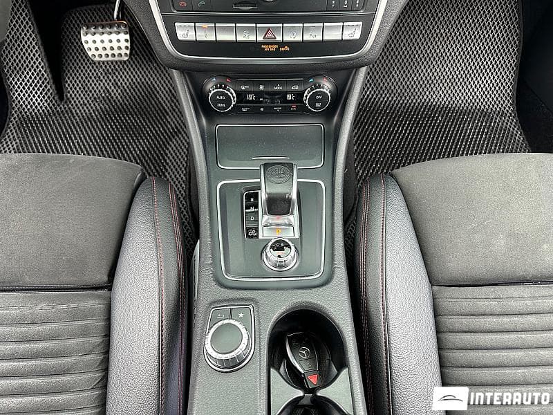 Mercedes CLA 45 AMG 2018 — Миниатюра 13