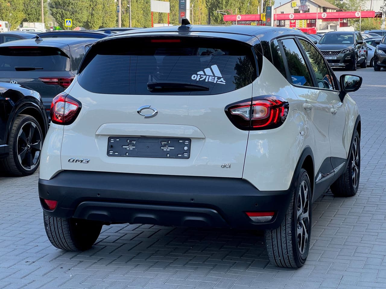 Renault Captur 2019 — Миниатюра 2