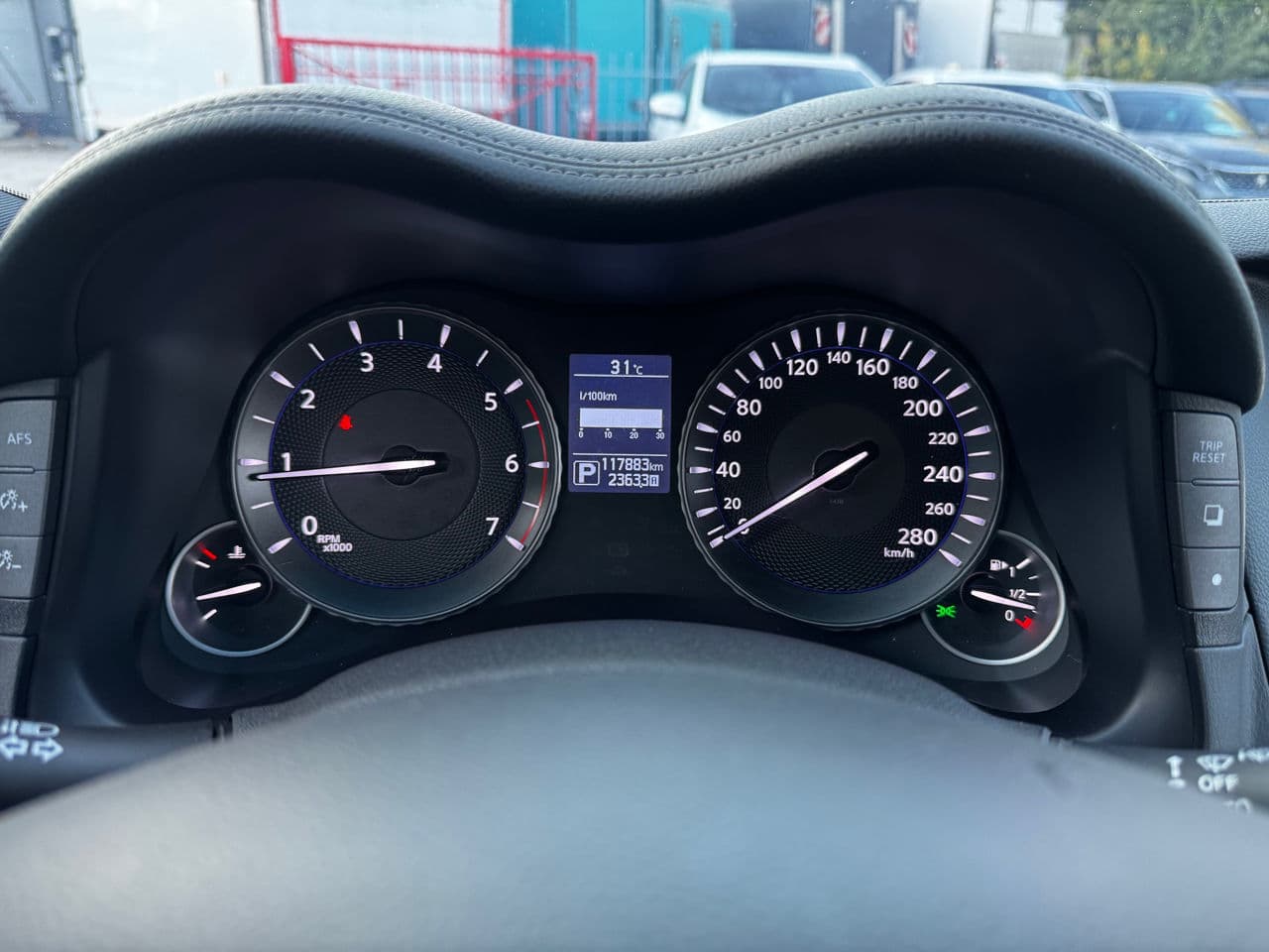 Infiniti Q70 2015 — Миниатюра 11