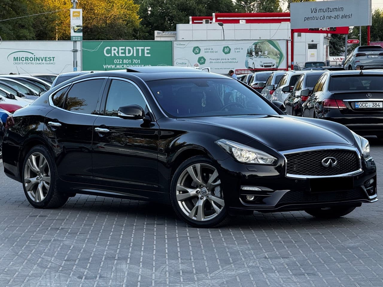 Infiniti Q70 2015 — Миниатюра 3