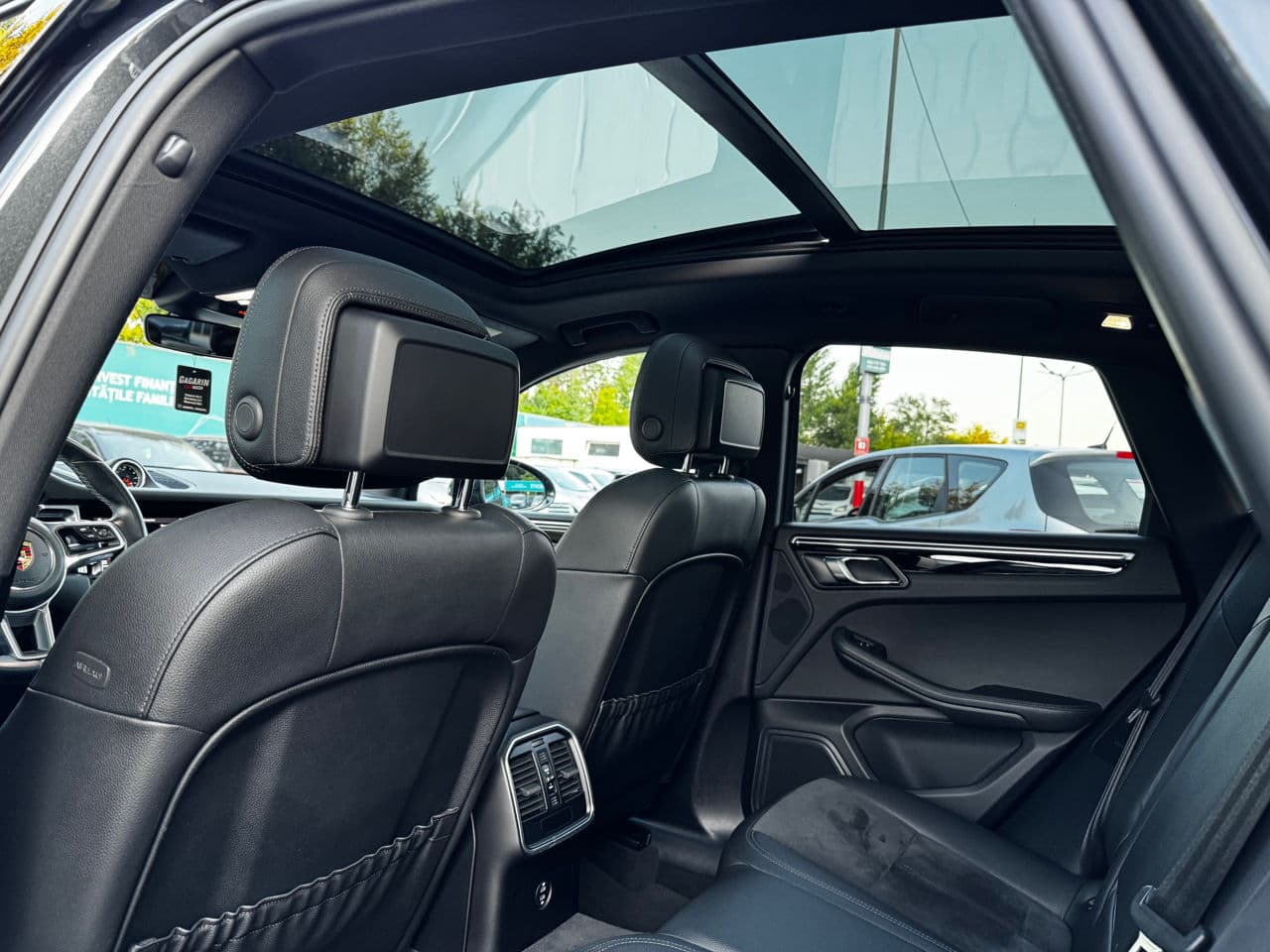 Porsche Macan 2020 — Миниатюра 9