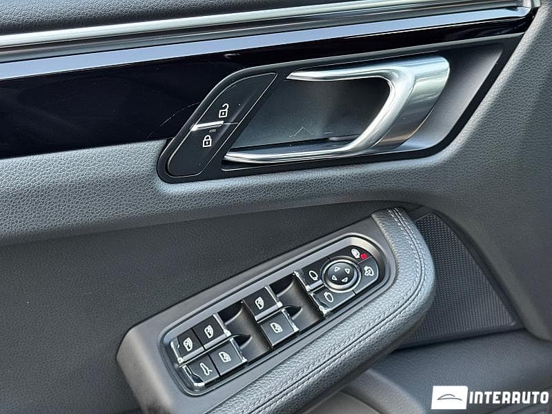 Porsche Macan 2020 — Миниатюра 16
