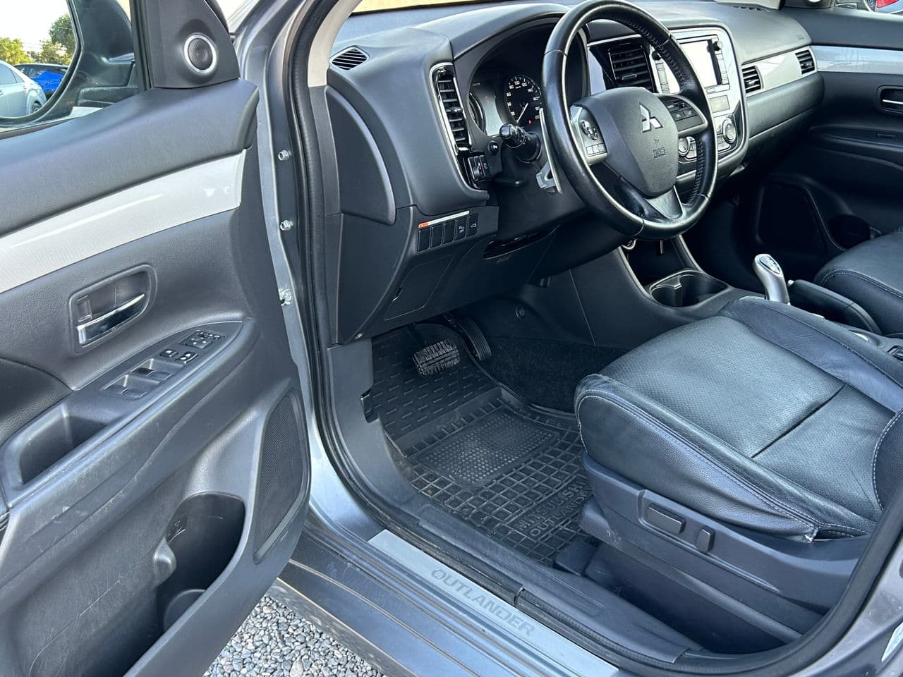 Mitsubishi Outlander 2013 — Миниатюра 6