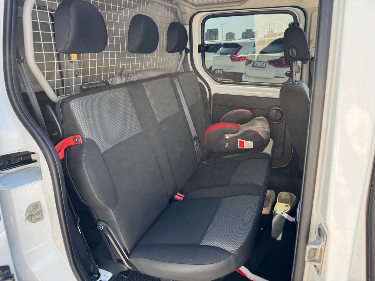 Renault Kangoo 2016 — Миниатюра 12