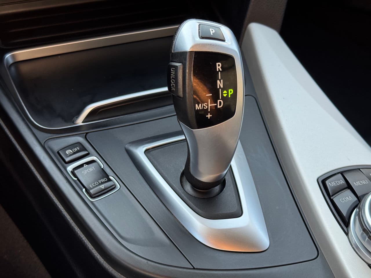 BMW 318 2016 — Миниатюра 12