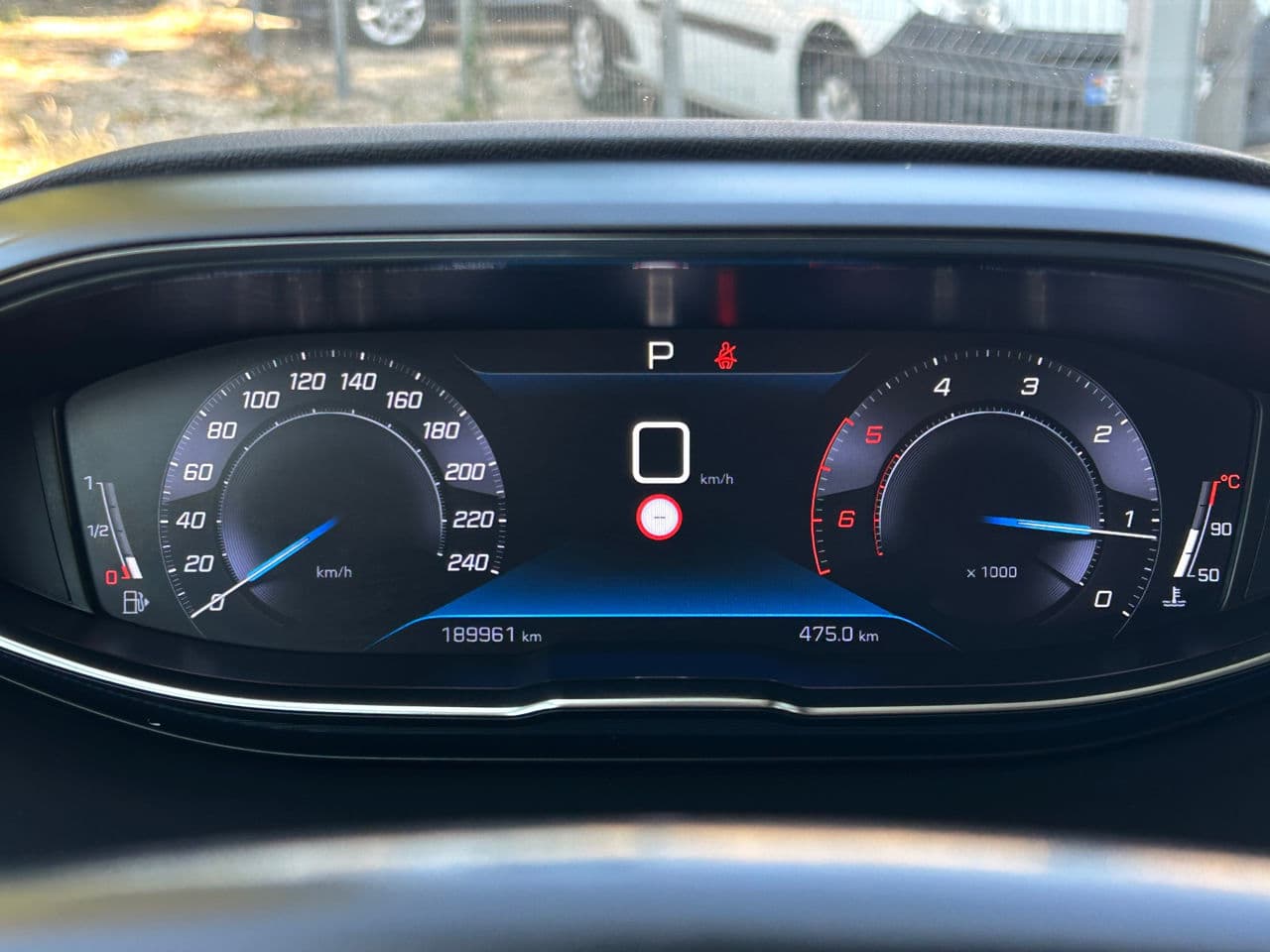 Peugeot 3008 2020 — Миниатюра 11