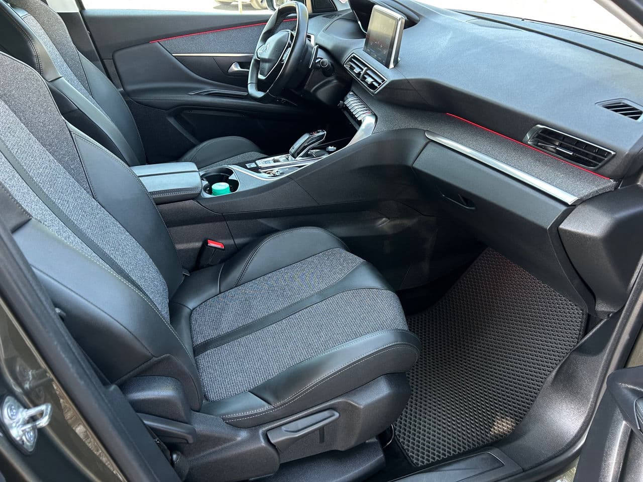 Peugeot 3008 2020 — Миниатюра 15