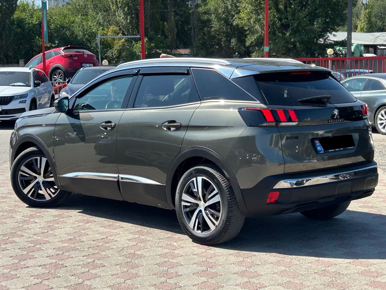 Peugeot 3008 2020 — Миниатюра 2
