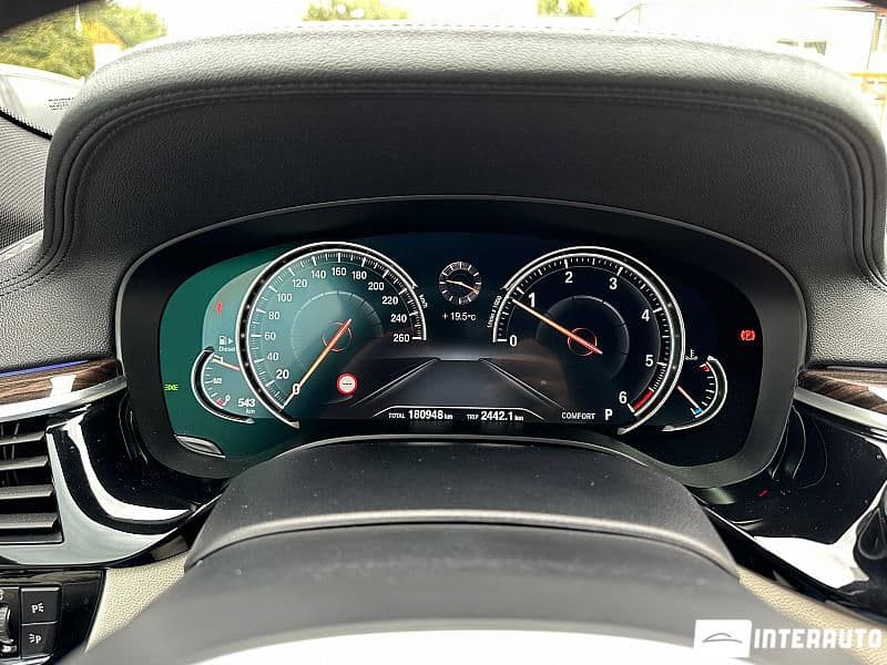 BMW 520 2017 — Миниатюра 9