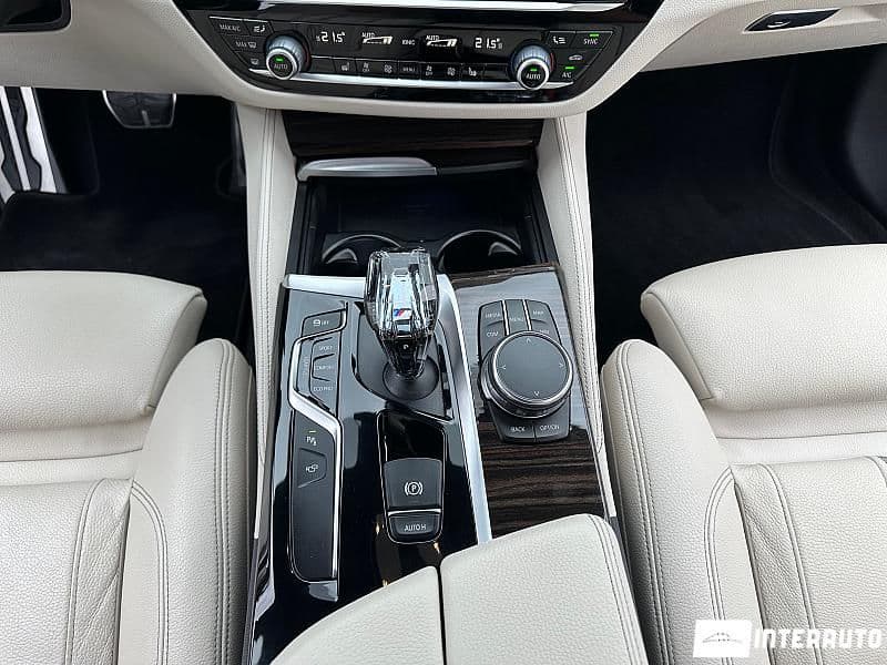 BMW 520 2017 — Миниатюра 12