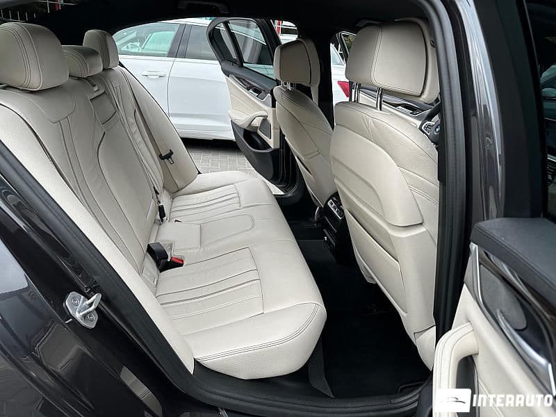 BMW 520 2017 — Миниатюра 17