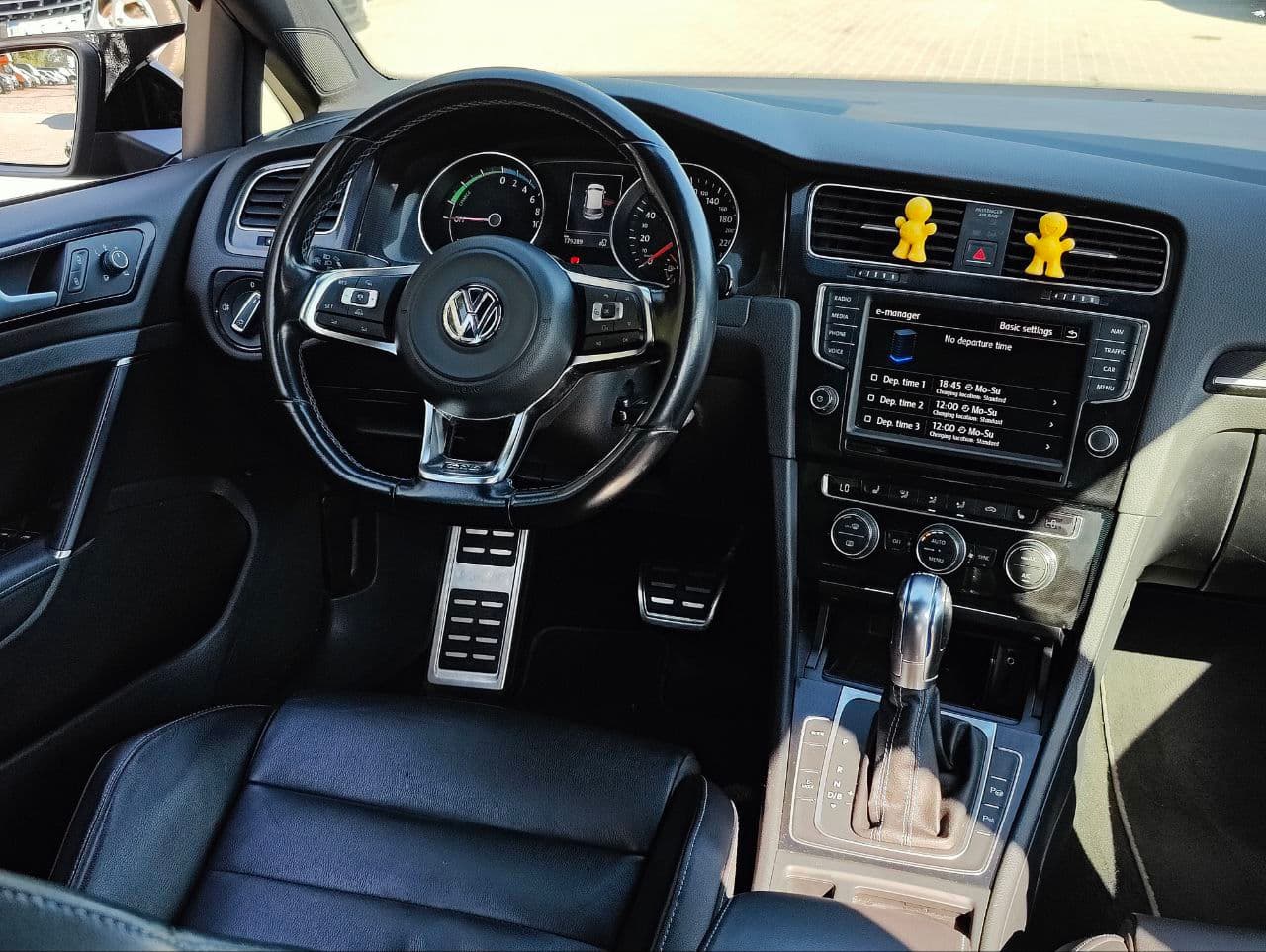 Volkswagen Golf GTE 2015 — Миниатюра 10