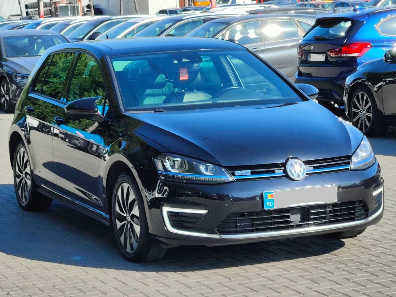 Volkswagen Golf GTE 2015 — Миниатюра 3