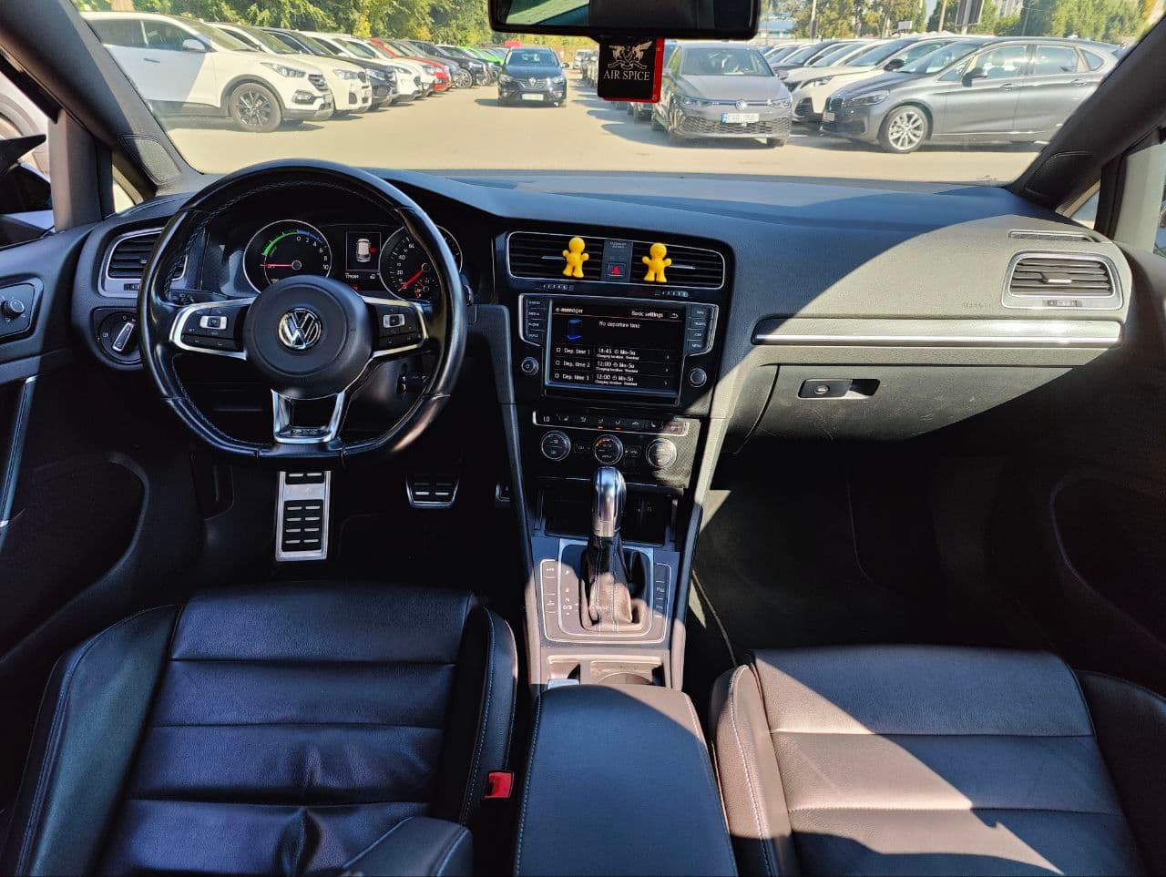 Volkswagen Golf GTE 2015 — Миниатюра 6