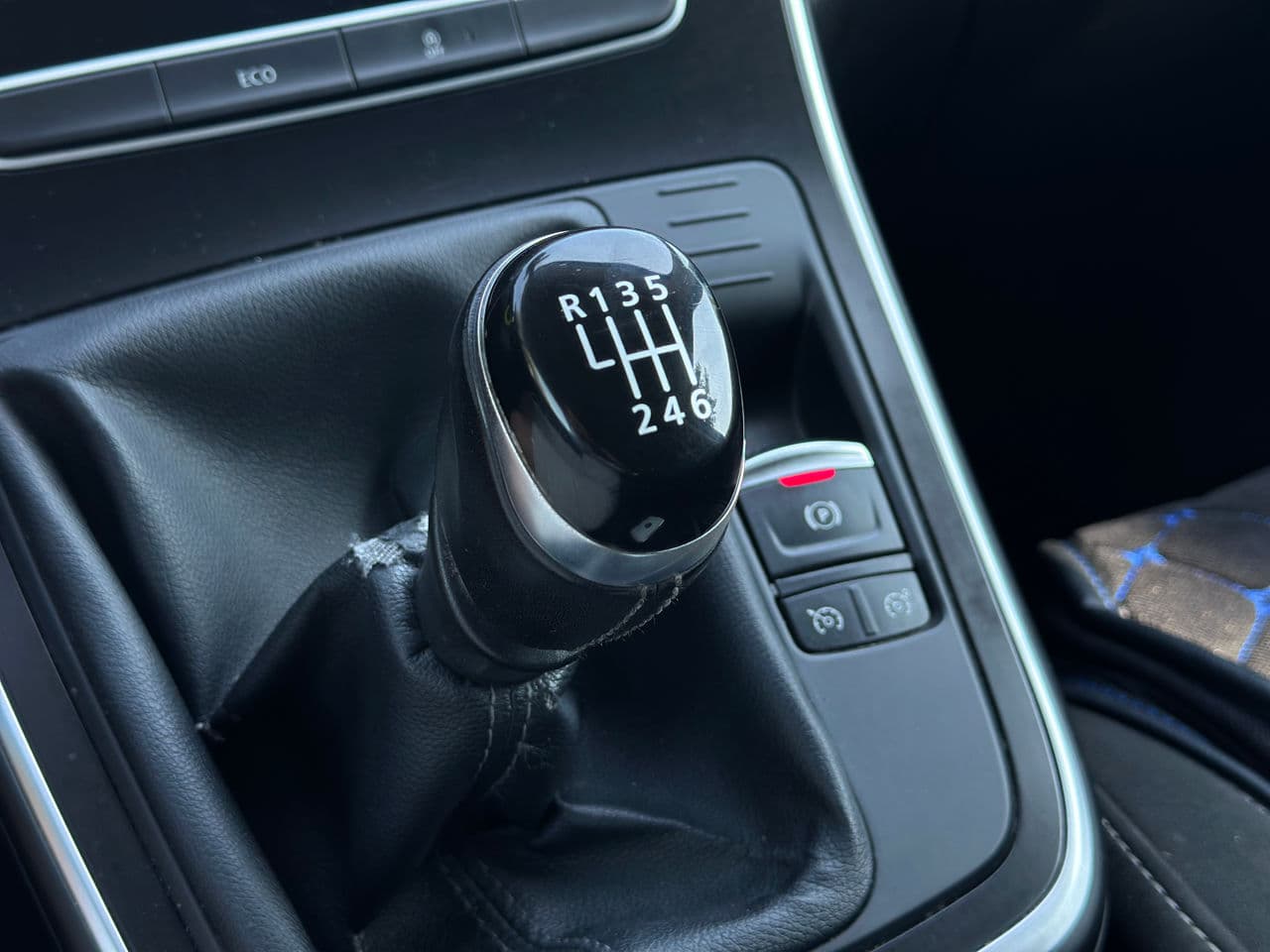 Renault Grand Scenic 2018 — Миниатюра 11