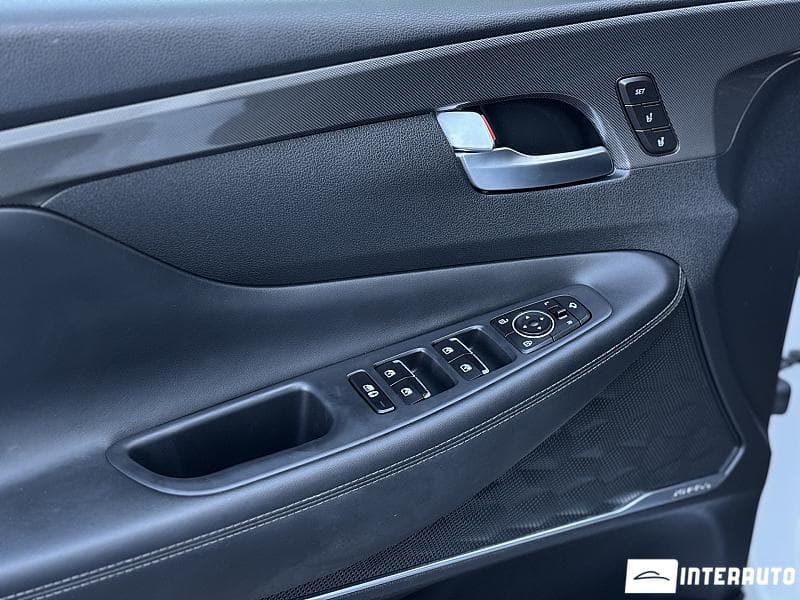 Hyundai Santa Fe 2021 — Миниатюра 9