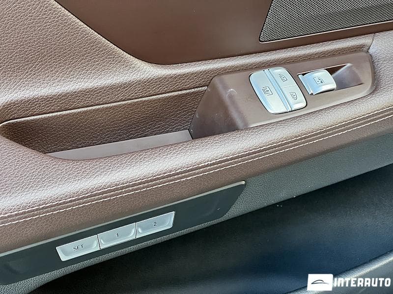BMW 740 2017 — Миниатюра 17
