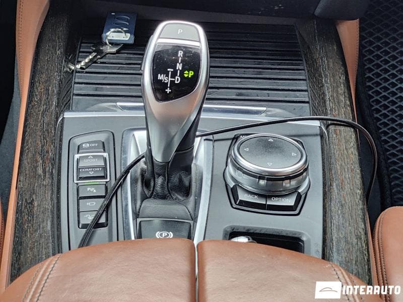 2015 BMW X5 2.5D — Miniatură 14