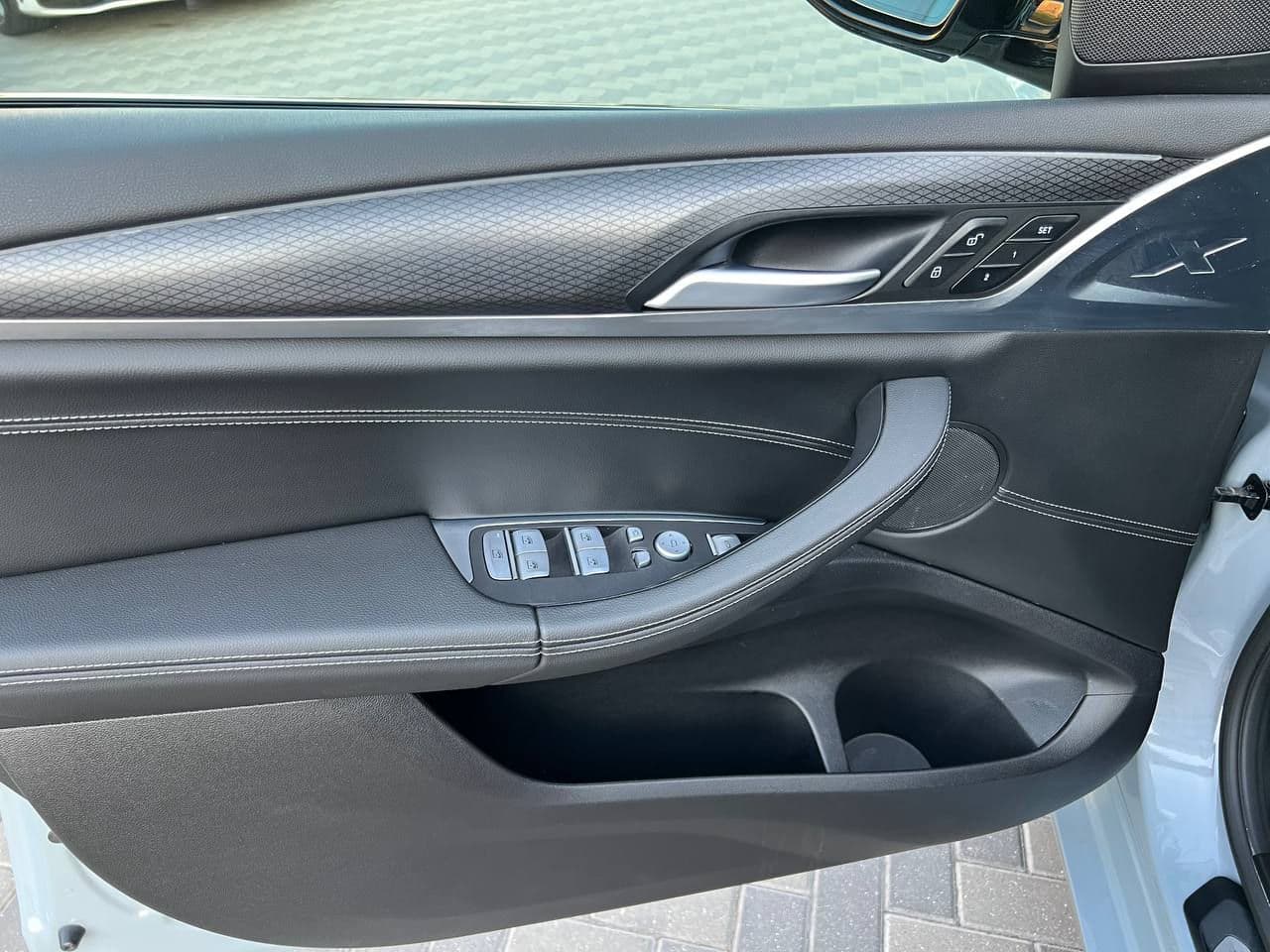 BMW X3 3.0i 2022 — Миниатюра 6