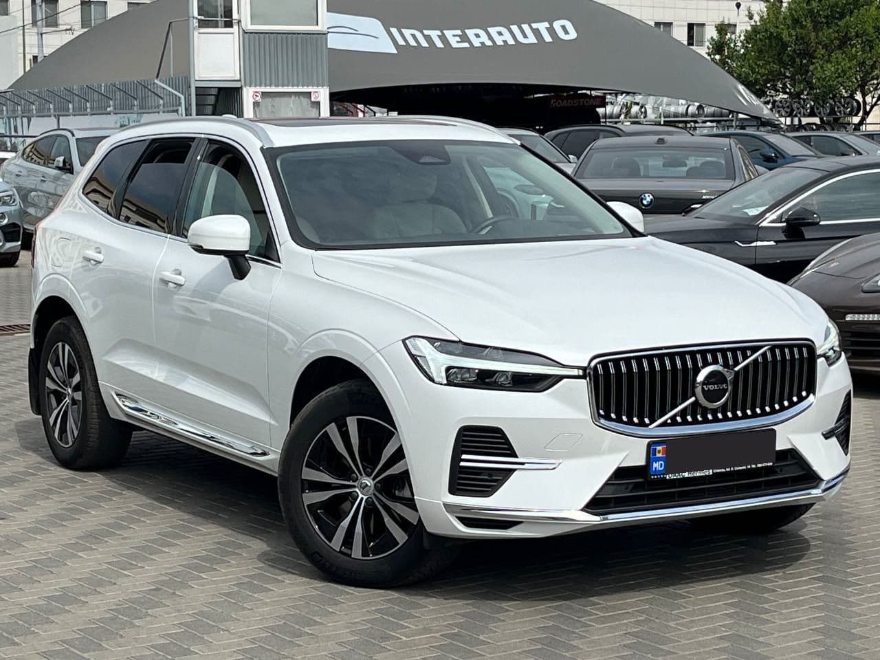 Volvo XC 60 2023 — Миниатюра 3
