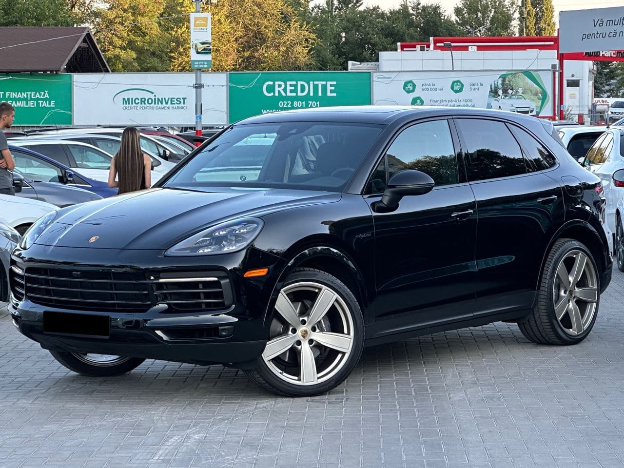 Porsche Cayenne E-Hybrid 2023 — Миниатюра 2